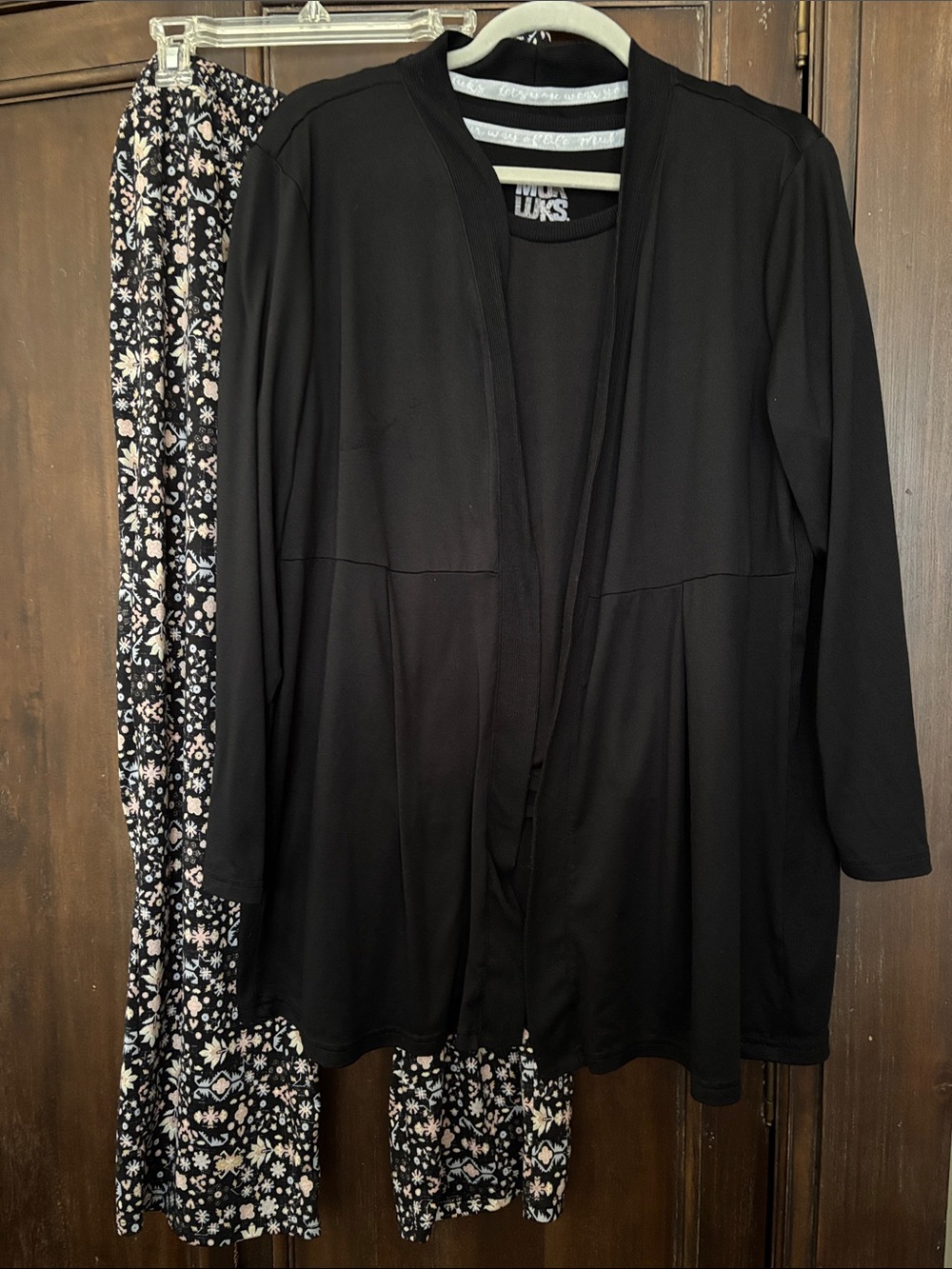 Muk Luks Black Cardigan Robe with Floral Pajama Pants XL 3 piece set
